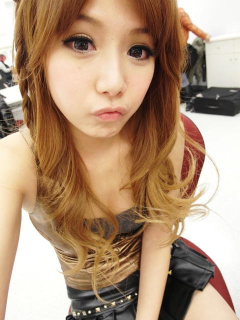 <em>虎牙妹 解婕翎</em> | 爆红话题