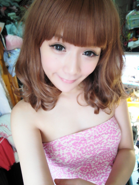 <em>虎牙妹 解婕翎</em> | 爆红话题