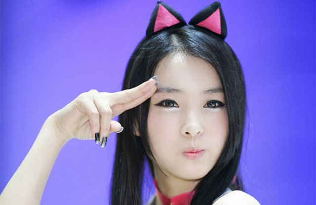 热搜网 - <em>老外</em>眼中 <em>亚洲女孩</em>懒 Cute Pose